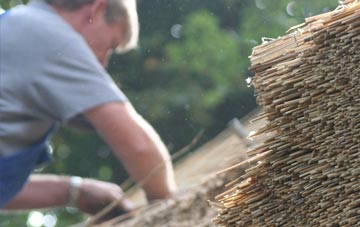 professional Upton Pyne thatchers